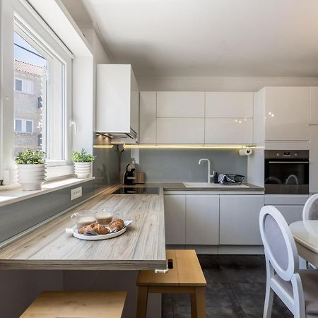 Central Park Apartment With Terrace Split Exterior foto